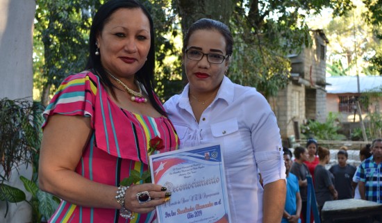 Reconocimiento a trabajadores destacados Reconocimiento a trabajadores destacados