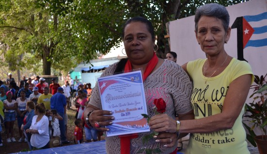 Reconocimiento a trabajadores destacados Reconocimiento a trabajadores destacados