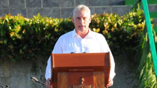 Miguel Díaz-Canel Bermúdez, miembro del Buró Político del Comité Central del Partido y primer vicepresidente de los Consejos de Estado y de Ministros, en el acto por el 50 Aniversario de la caída del Che. Foto: Juvenal Balán Miguel Díaz-Canel Bermúdez, miembro del Buró Político del Comité Central del Partido y primer vicepresidente de los Consejos de Estado y de Ministros, en el acto por el 50 Aniversario de la caída del Che. Foto: Juvenal Balán