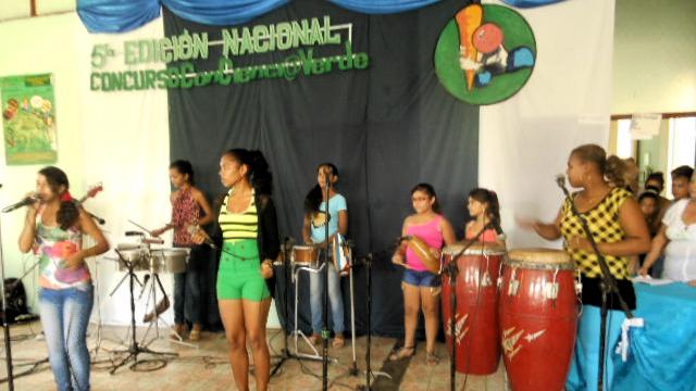 Al combate por el medio ambiente