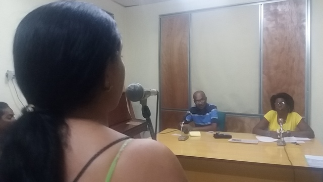 Programa Micrófono Abierto de Radio Maboas. Foto: Bárbara Borrás Aguilar.