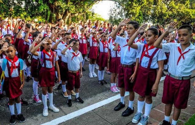  Estudiantes de la enseñanza primaria. Foto: Jose M. Correa 