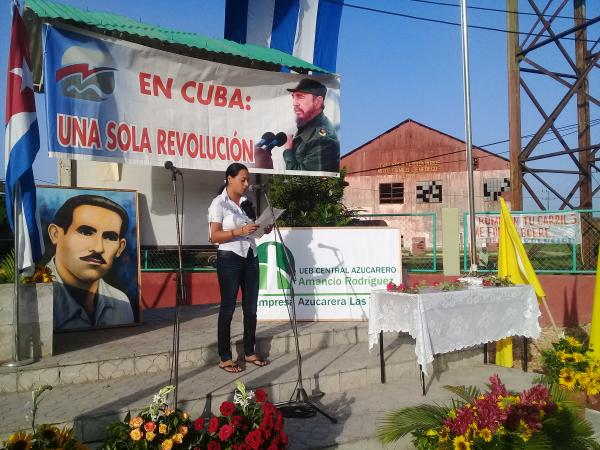 El acto por el Día del Trabajador Azucarero en el más sureño de los municipios tuneros, devino ocasión para rendir homenaje al líder local Amancio Rodríguez Herrero y su compañero de lucha José Oviedo Chacón, de cuyos asesinatos se cumplieron 70 años el pasado mes de septiembre. Foto: Danay Naranjo Viñales