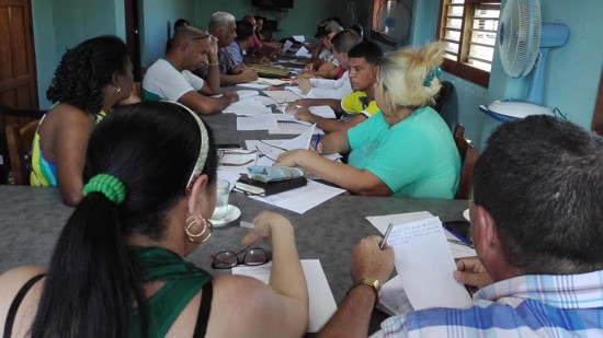 Consejo de Administración en Amancio por acorralar los problemas. Foto: Del Autor