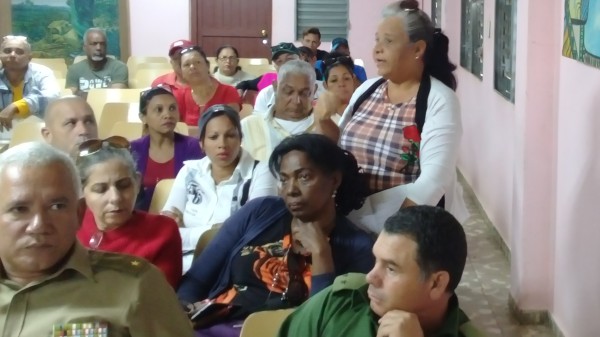 Presentan en Amancio medidas para la prevención del Covid-19. Foto: Niria Isabel Cardoso Estrada