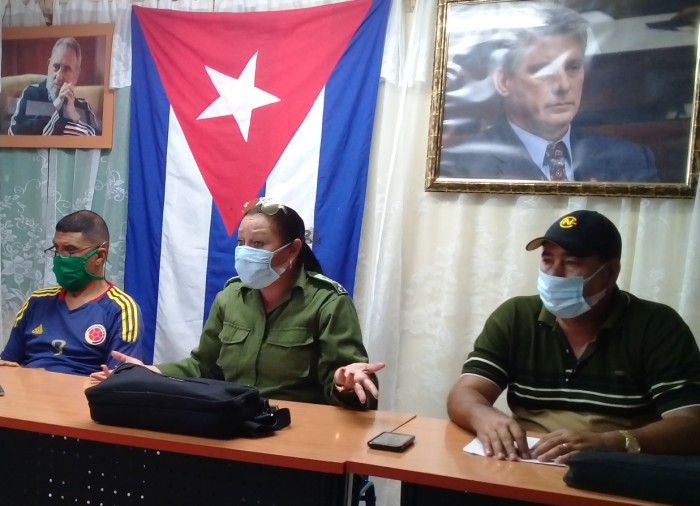 Evalúan medidas para enfrentar la covid-19 en Amancio. Foto: Niria Isabel Cardoso Estrada