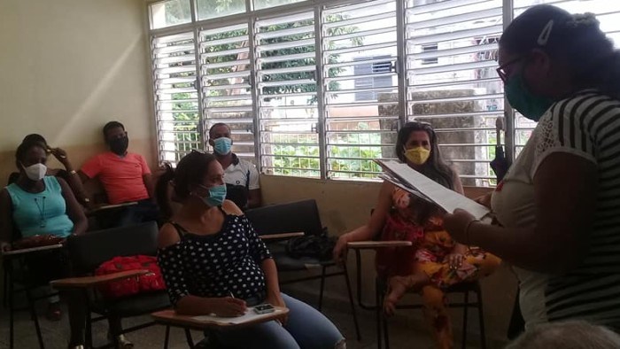 Forum de Economía en Amancio. Foto: Danay Naranjo Viñales