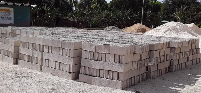 Base de producción de materiales de la construcción en Amancio. Foto: Ana Iris Figueredo Torres