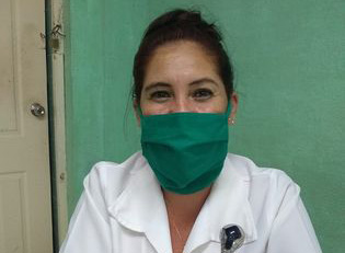 Yaima Concepción, enfermera en zona roja. Foto: Nelsy Rubén Larroche