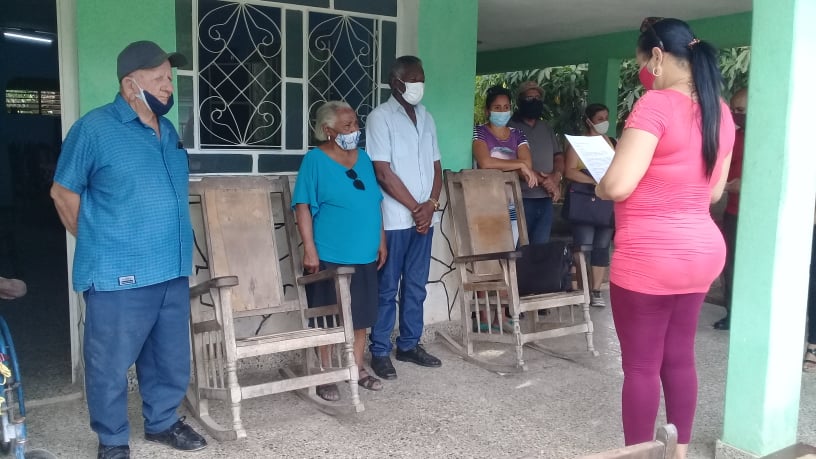 Reconocen en Amancio a fundadores del PCC. Foto: Danay Naranjo Viñales